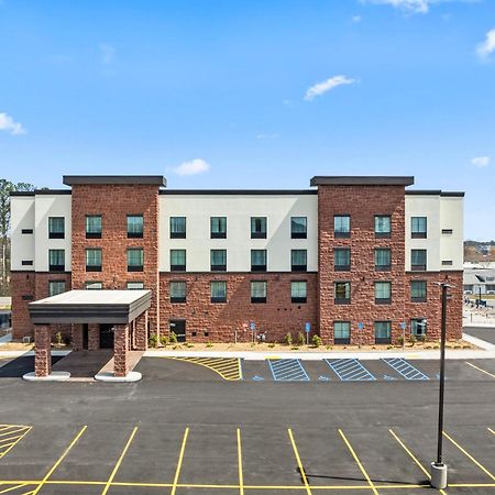 Cobblestone Hotel & Suites - フォーリー エクステリア 写真